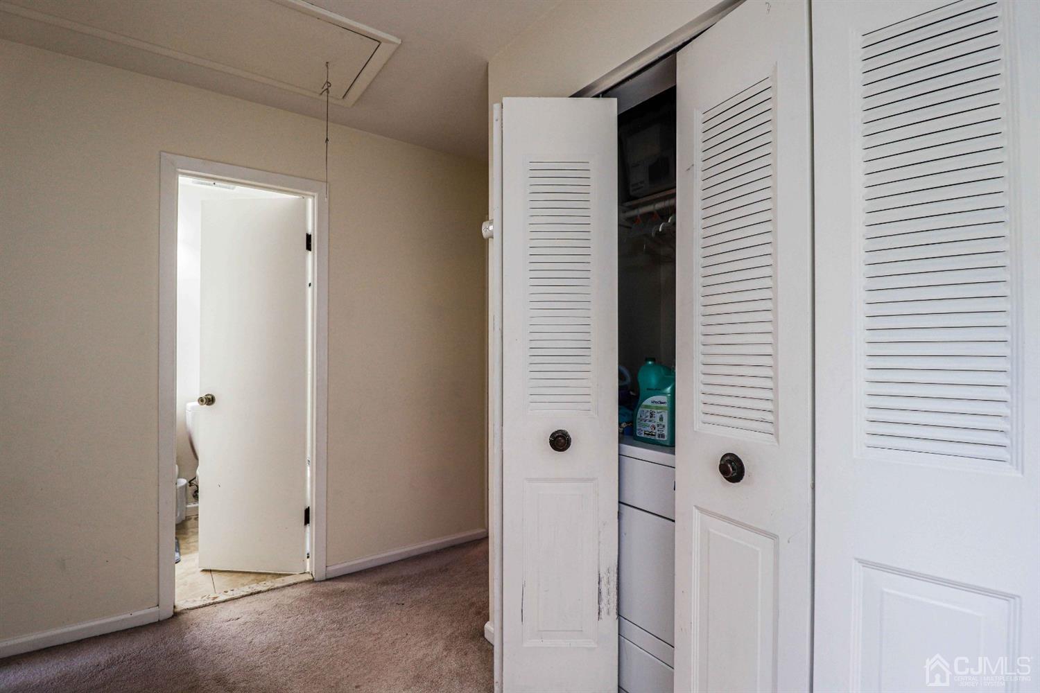 5702 Hana Road Edison, NJ 08817 - Photo 21 of 30