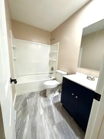 $239,500 | 5820 Northeast 60th Street, Kansas City, MO 64119