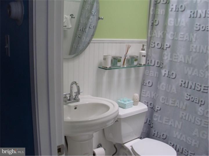 873 West Browning Road Bellmawr, NJ 08031 - Photo 6 of 6 Gallery Image 6