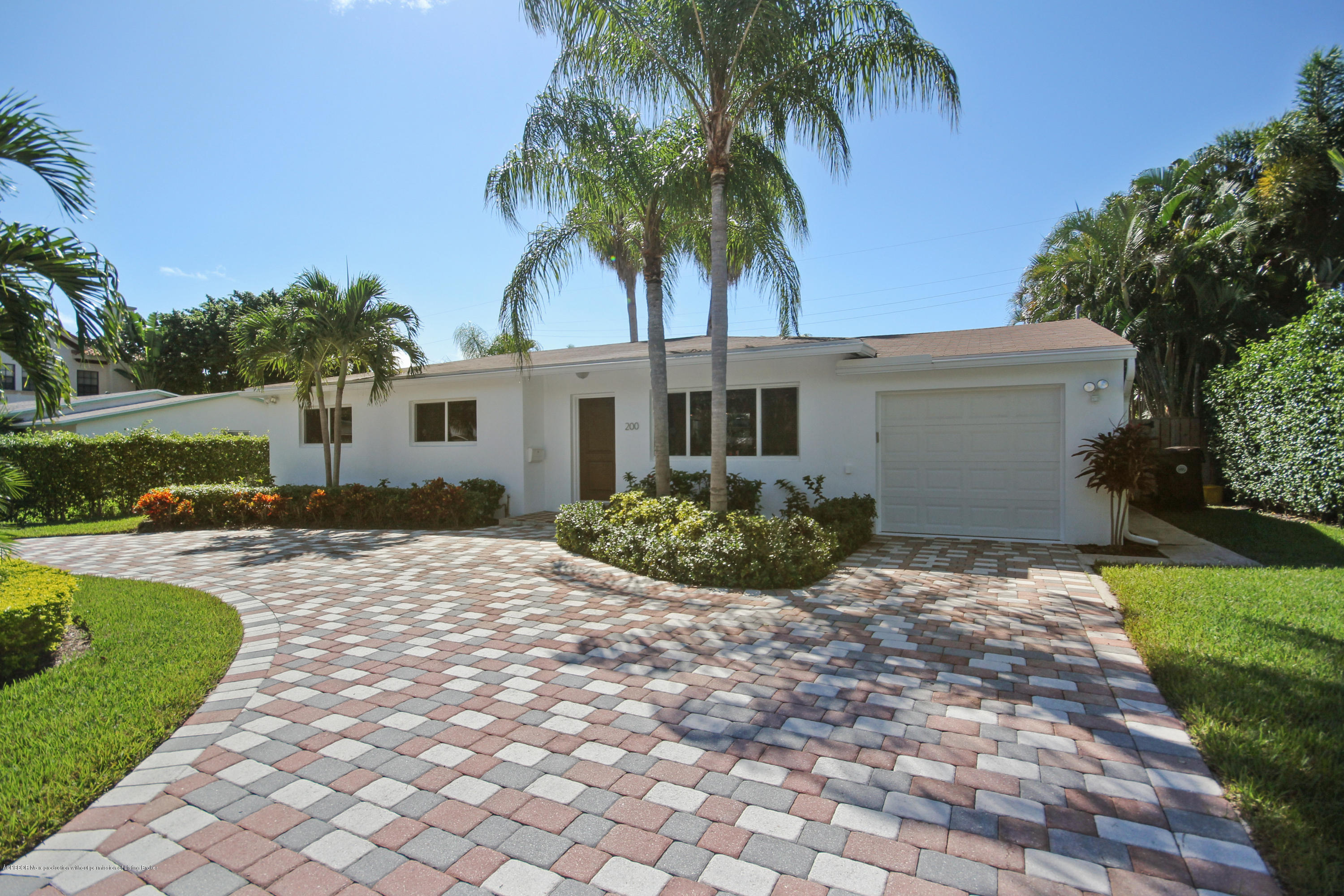 200 Bunker Ranch Road West Palm Beach, FL 33405 - Photo 2 of 9 3_front_facade_image2