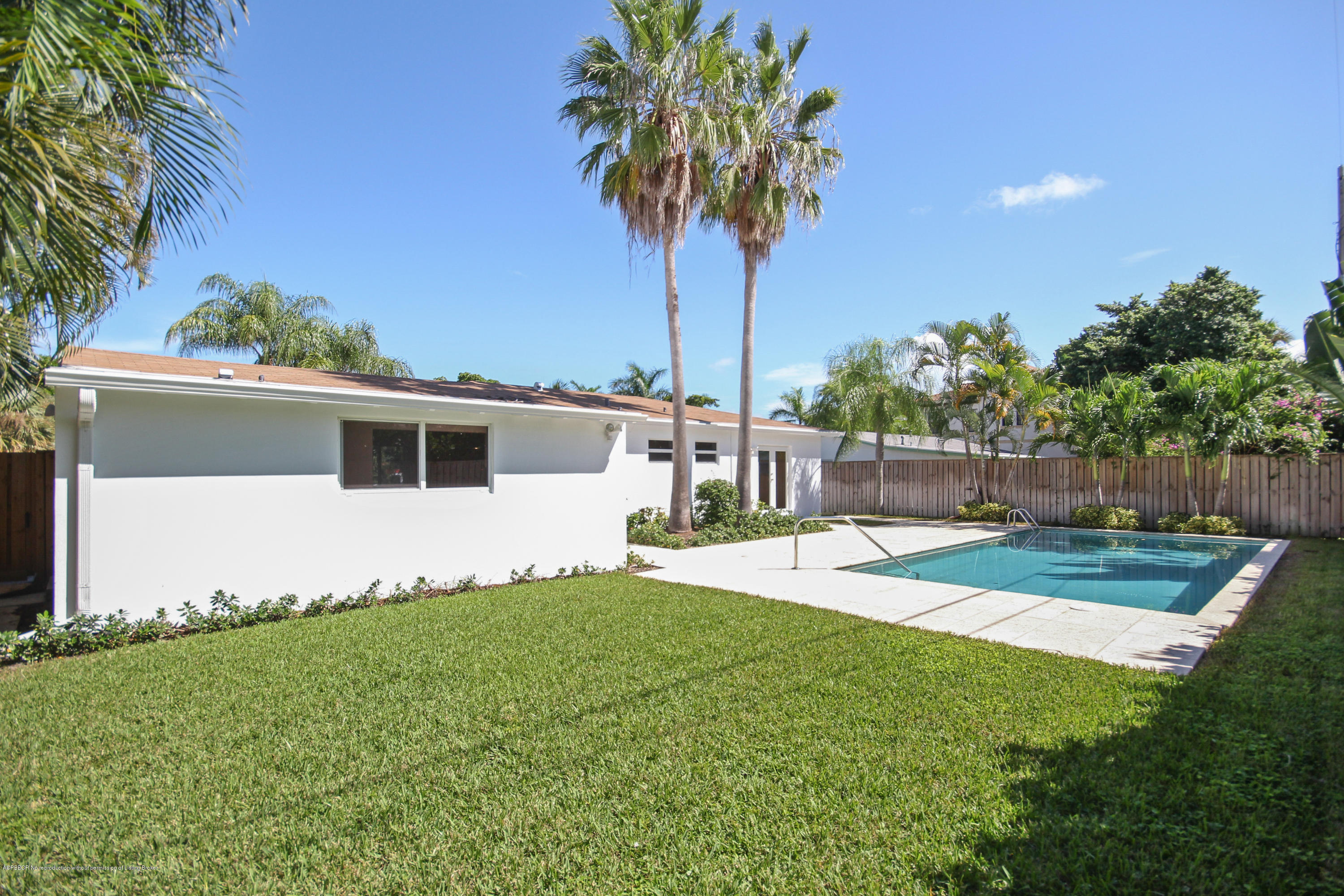 200 Bunker Ranch Road West Palm Beach, FL 33405 - Photo 3 of 9 1_back_facade_image1