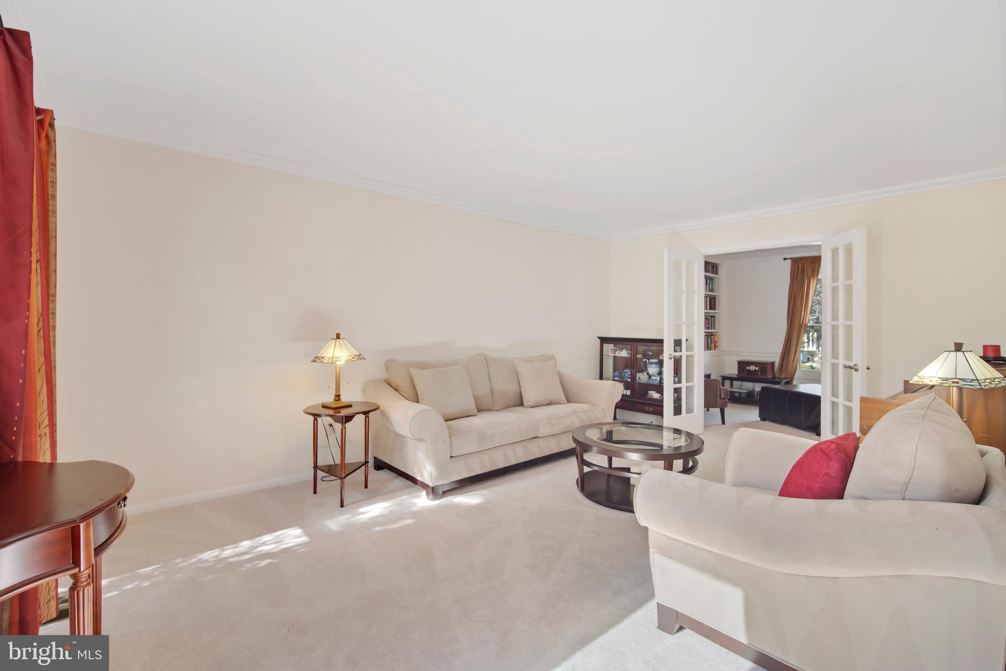 310 Opera Court Silver Spring, MD 20901 - Photo 21 of 48 FORMAL LIVING ROOM