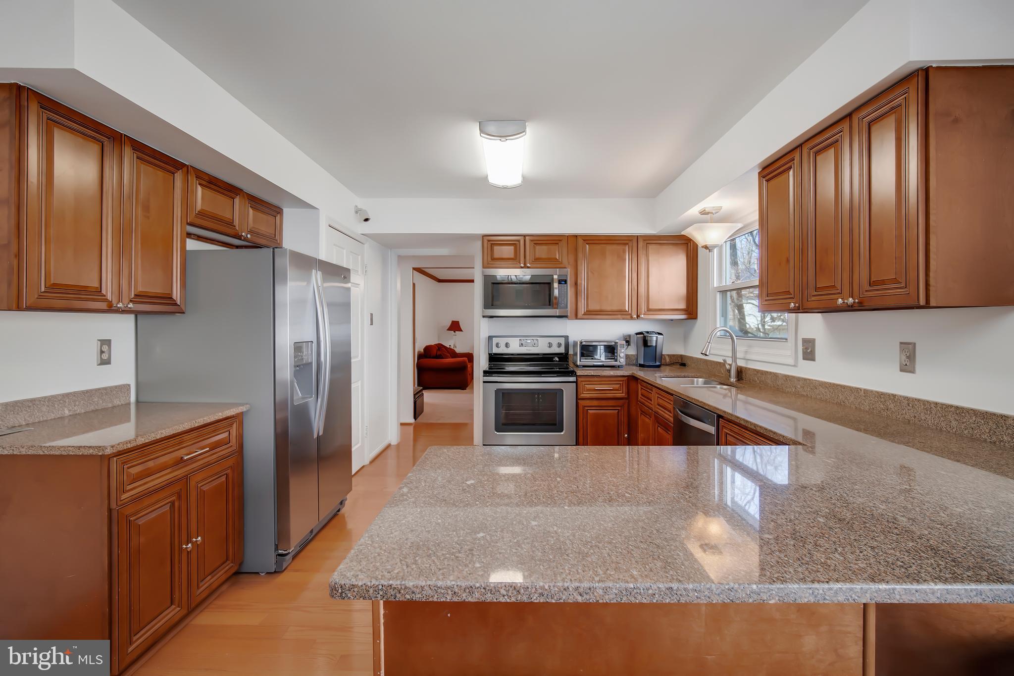 310 Opera Court Silver Spring, MD 20901 - Photo 10 of 48 KITCHEN