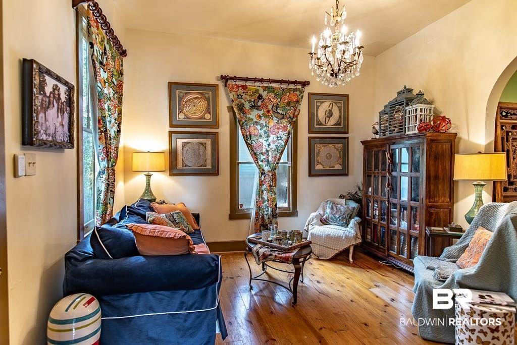 363 Marine Street Mobile, AL 36604 - Photo 3 of 23