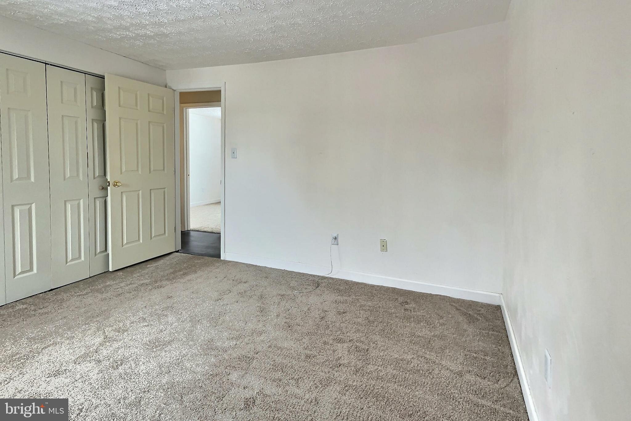 6106 Clinton Way Clinton, MD 20735 - Photo 13 of 35 Master bedroom