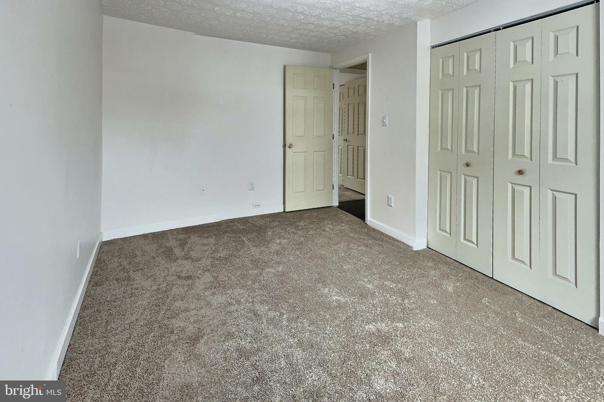 6106 Clinton Way Clinton, MD 20735 - Photo 17 of 35 Third bedroom