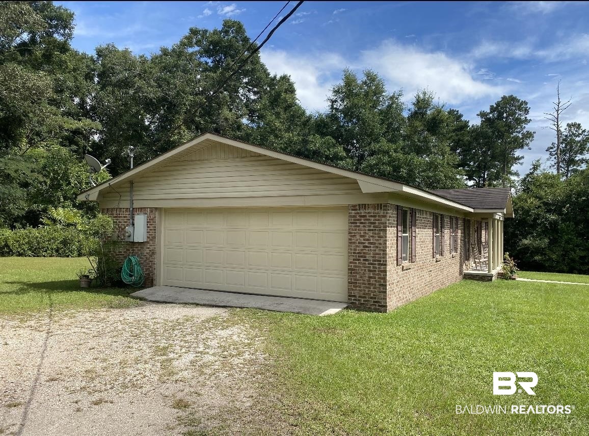 211 Young Street Brewton, AL 36426 - Photo 15 of 17