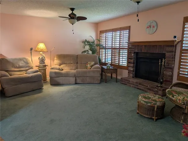$375,000 | 9204 36th Way North, Unit 6, Pinellas Park, FL 33782