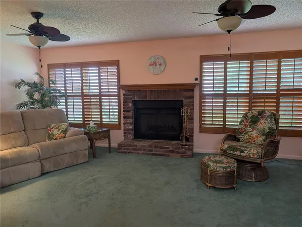 $375,000 | 9204 36th Way North, Unit 6, Pinellas Park, FL 33782