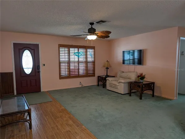 $375,000 | 9204 36th Way North, Unit 6, Pinellas Park, FL 33782