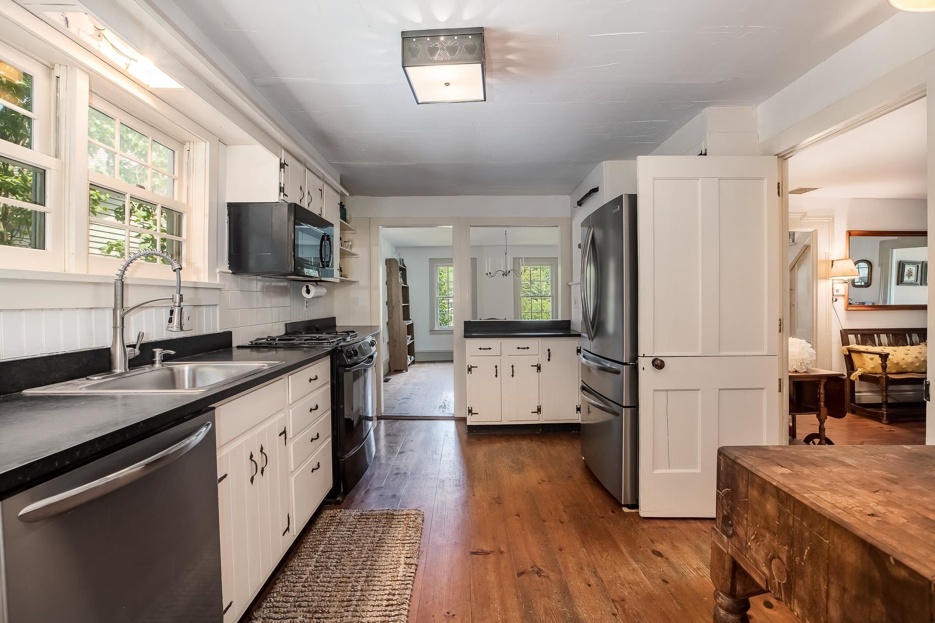 2843 Maple Hill Road Shaftsbury, VT 05262 - Photo 14 of 40 Gallery Image 14