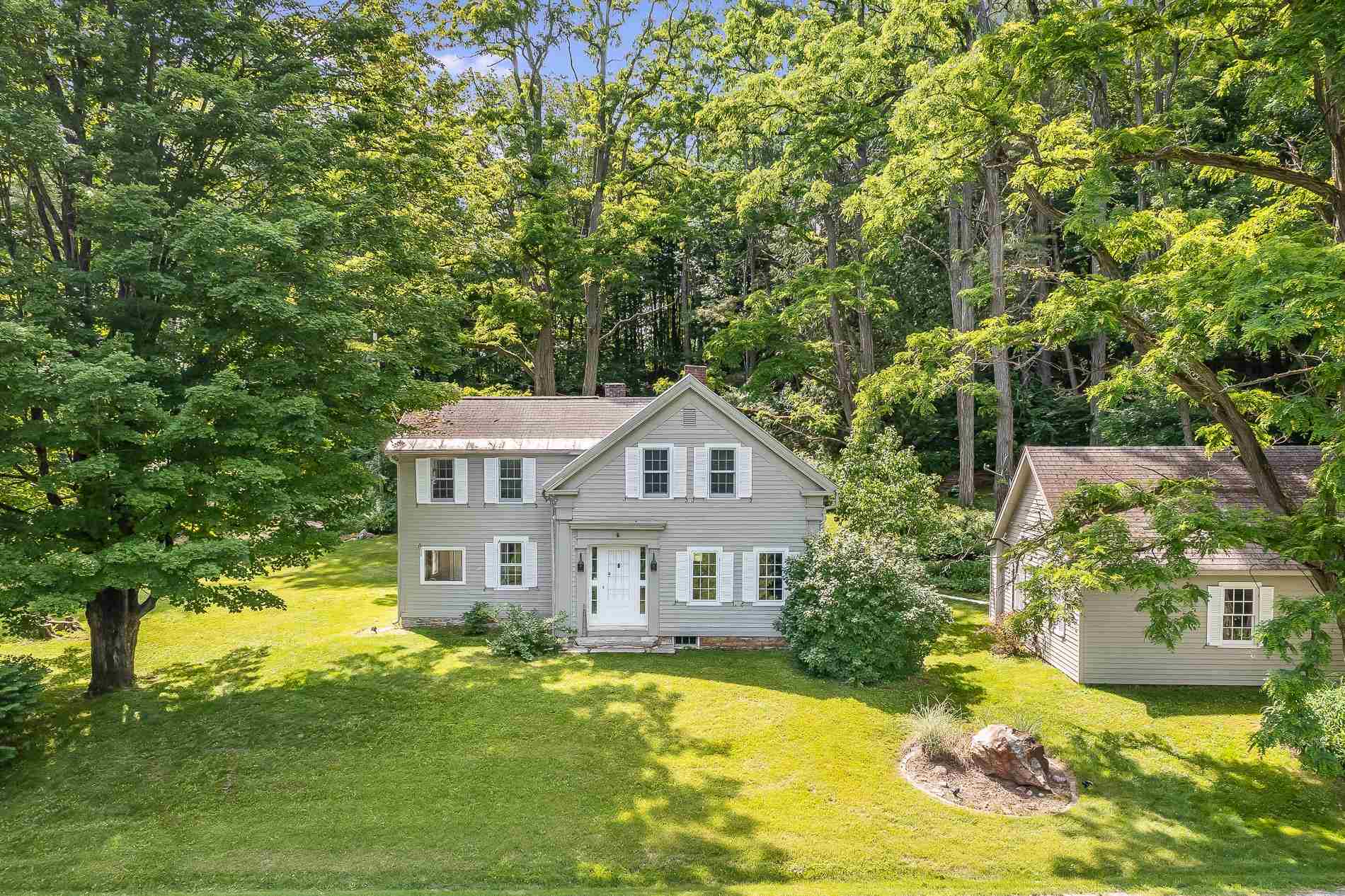 2843 Maple Hill Road Shaftsbury, VT 05262 - Photo 6 of 40 Gallery Image 6