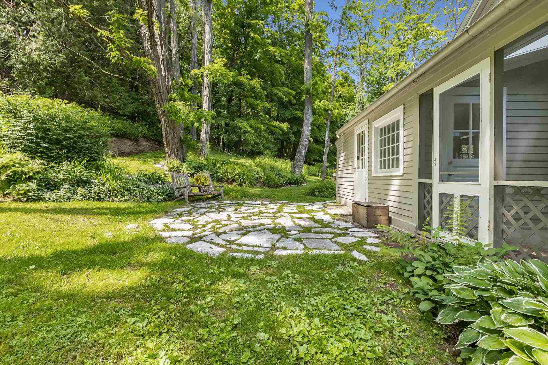 2843 Maple Hill Road Shaftsbury, VT 05262 - Photo 9 of 40 Gallery Image 9