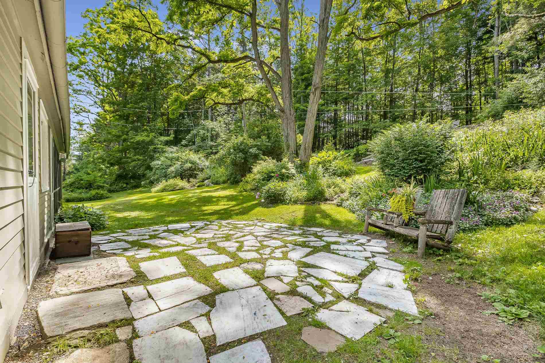 2843 Maple Hill Road Shaftsbury, VT 05262 - Photo 10 of 40 Gallery Image 10