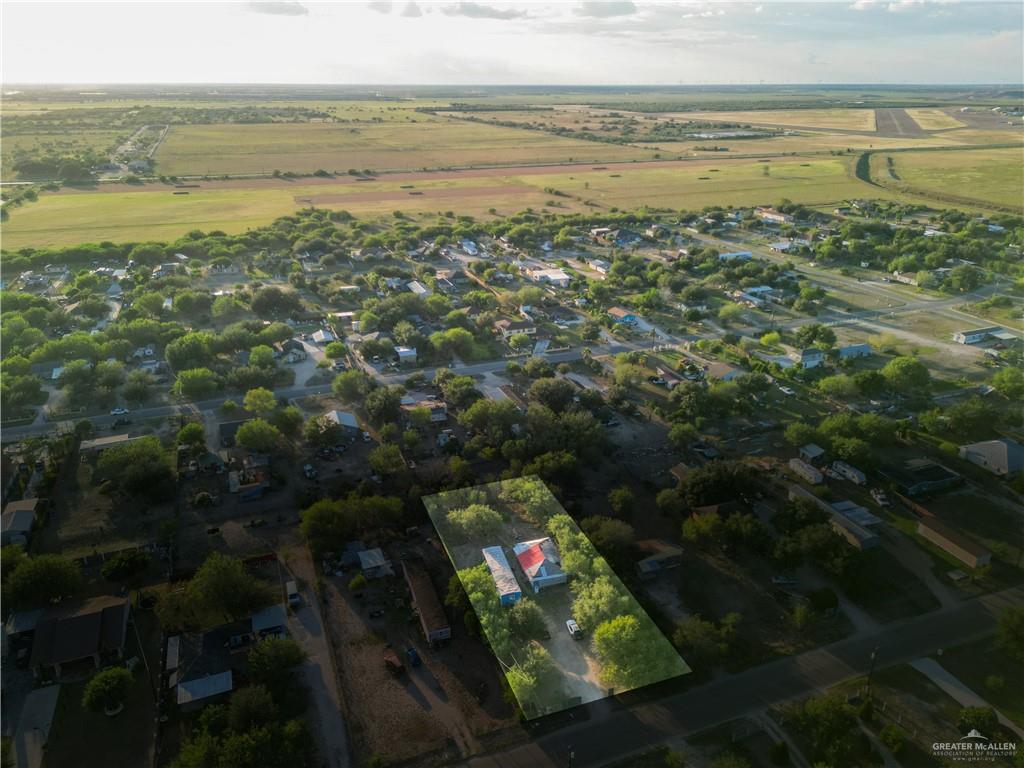 16619 Citrus Road Edinburg, TX 78541 - Photo 3 of 9 a view of a city