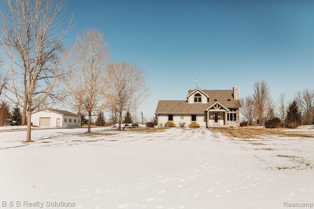 2457 Dodds Road North Branch, MI 48461 - Photo 13 of 71 6L2A8477.jpg