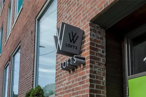 $459,000 | 1803 Wyandotte Street, Unit 301, Kansas City, MO 64108
