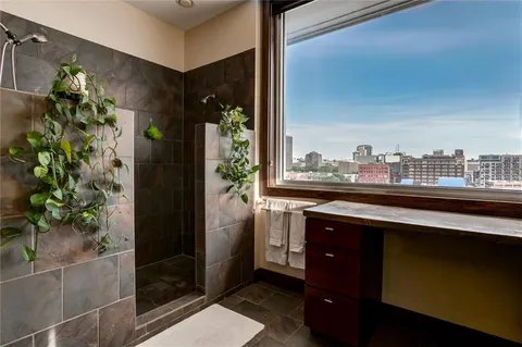 $459,000 | 1803 Wyandotte Street, Unit 301, Kansas City, MO 64108