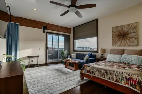 $459,000 | 1803 Wyandotte Street, Unit 301, Kansas City, MO 64108