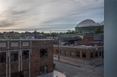 $459,000 | 1803 Wyandotte Street, Unit 301, Kansas City, MO 64108