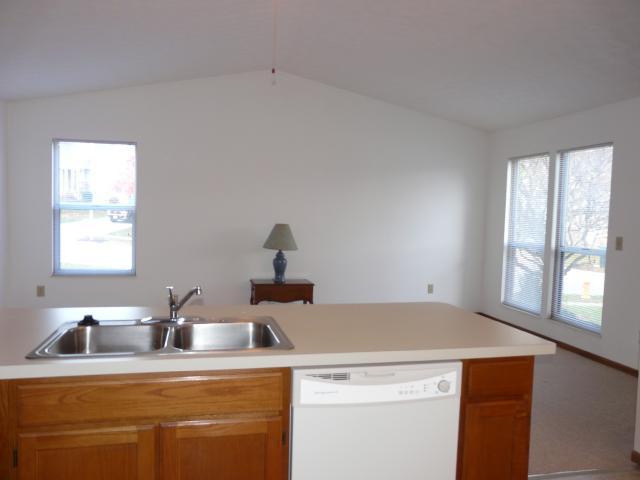 4761 Raflin Court Columbus, OH 43231 - Photo 10 of 17 Gallery Image 10
