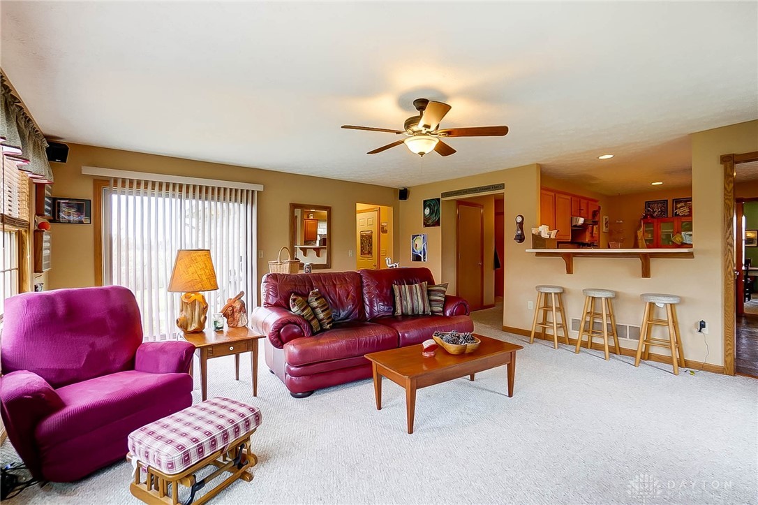 1068 North Tecumseh Road Springfield, OH 45504 - Photo 12 of 40 Gallery Image 12