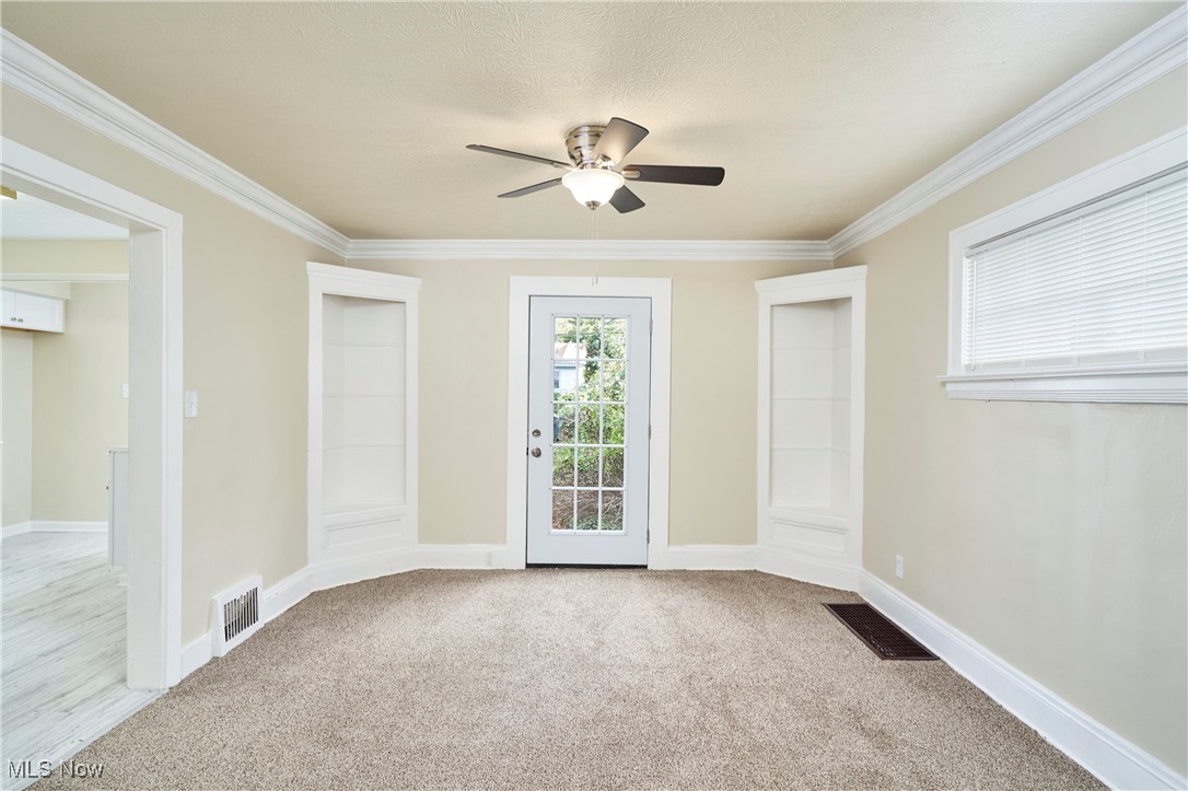 965 Whitby Road Cleveland Heights, OH 44112 - Photo 7 of 19
