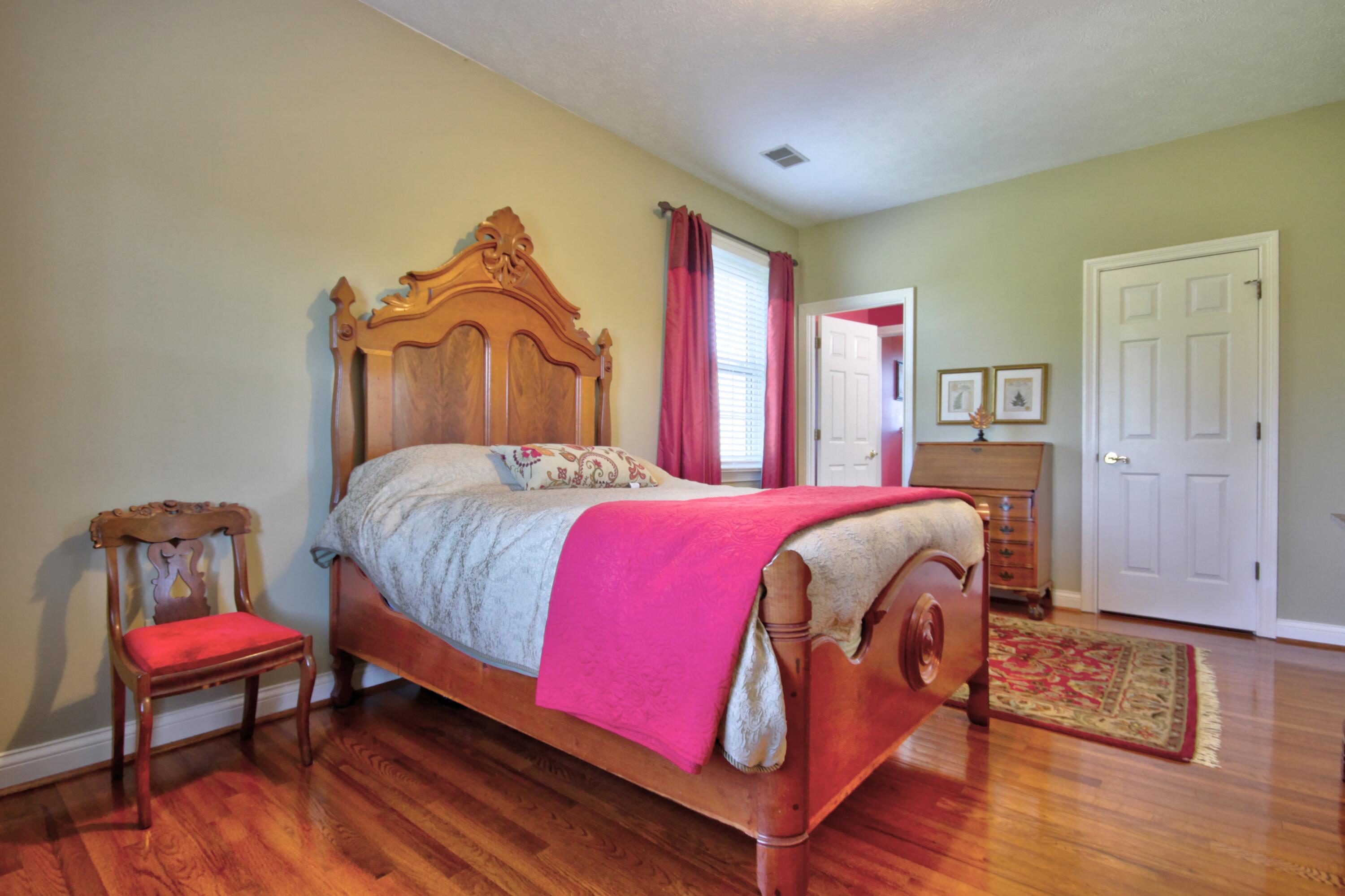 2080 Muir Station Road Lexington, KY 40516 - Photo 42 of 74 55