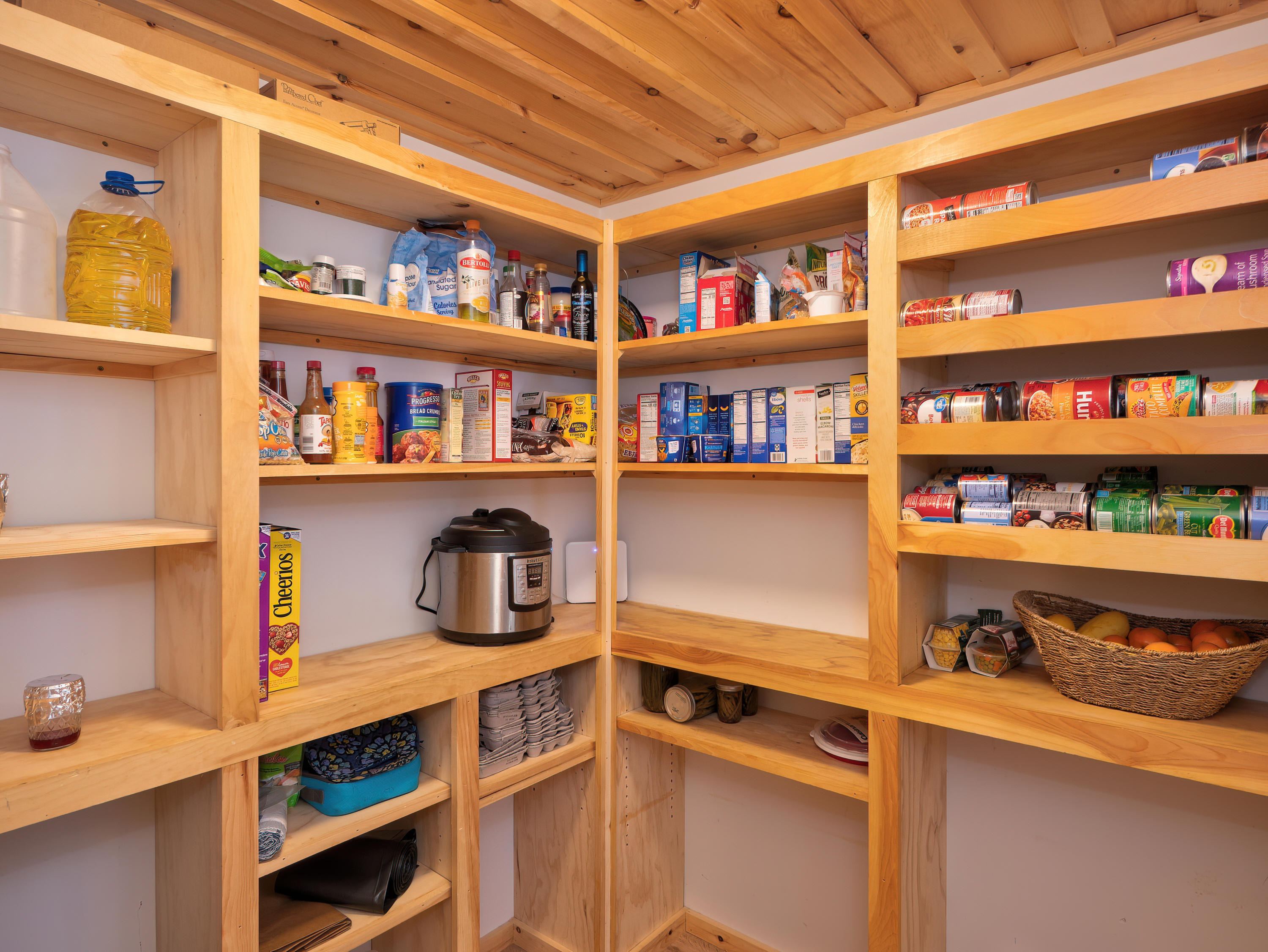 336 Point Road Ellsworth, ME 04605 - Photo 11 of 32 Walk-in Pantry