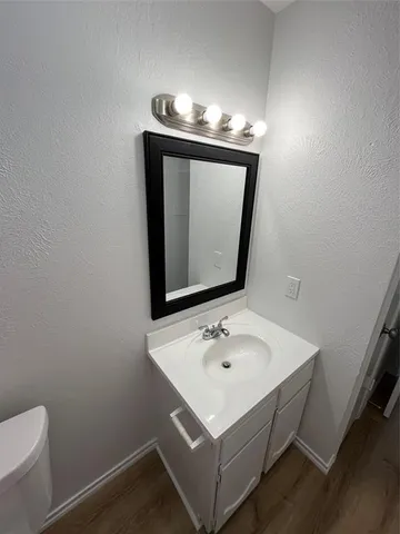 $1,975 | 2133 Quail Hollow Drive, Grand Prairie, TX 75051