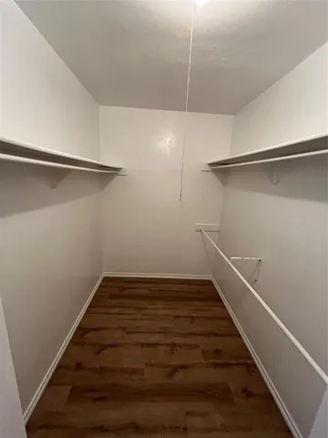 $1,975 | 2133 Quail Hollow Drive, Grand Prairie, TX 75051