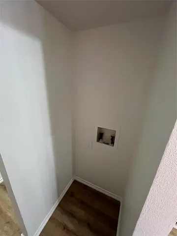 $1,975 | 2133 Quail Hollow Drive, Grand Prairie, TX 75051