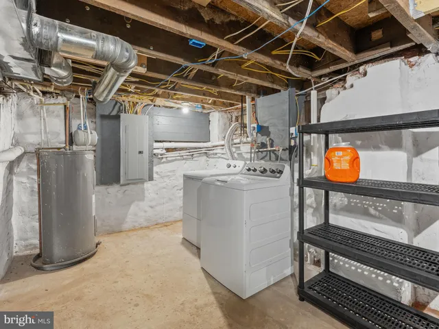 a view of a water pond with a small yard