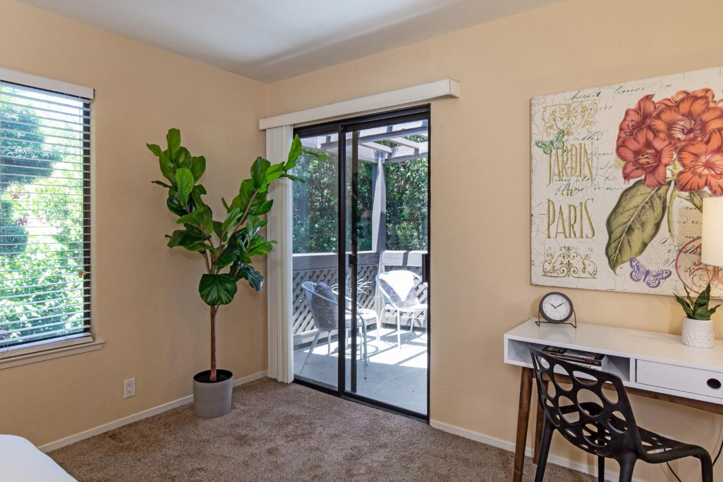 1555 Hecker Pass Road, Unit D202 Gilroy, CA 95020 - Photo 11 of 21 Gallery Image 11