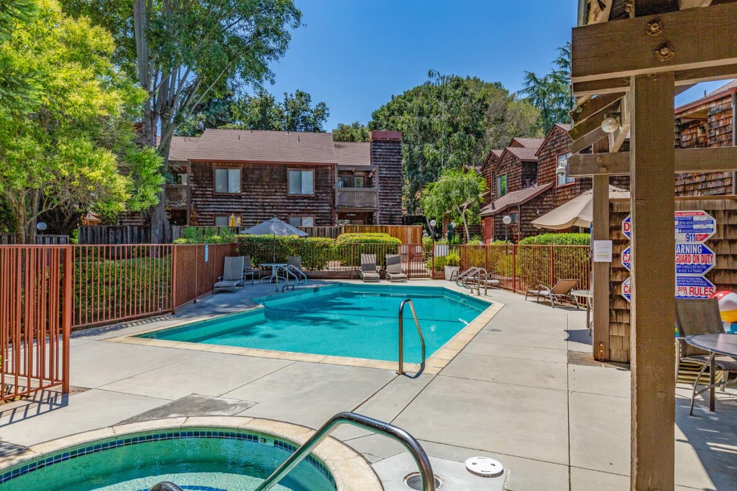 1555 Hecker Pass Road, Unit D202 Gilroy, CA 95020 - Photo 19 of 21 Gallery Image 19