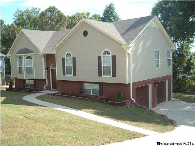 6453 Mountain Ridge Road Trussville, AL 35173 - Photo 1 of 32