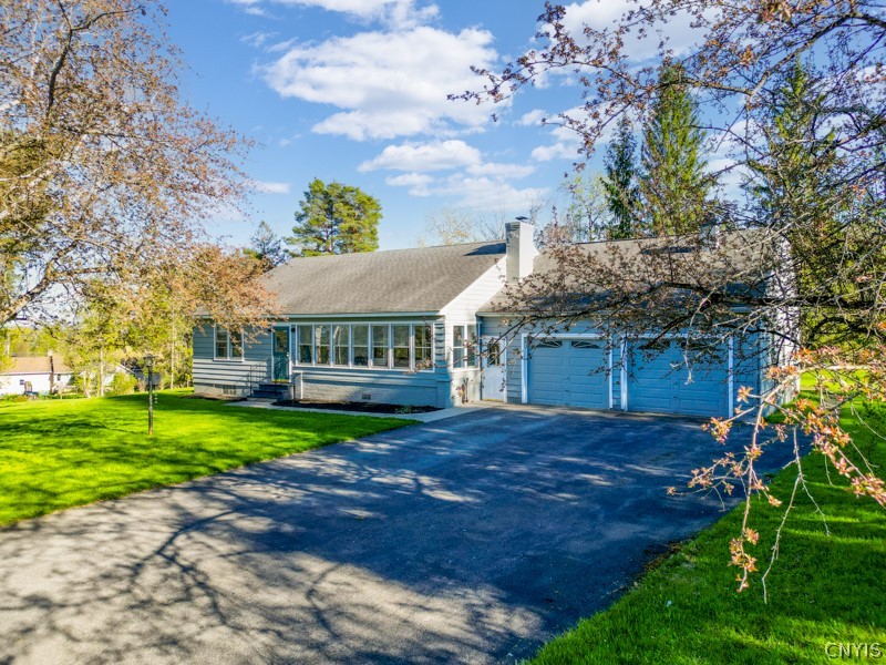 172 Hinman Road German Flatts, NY 13407 - Photo 3 of 42