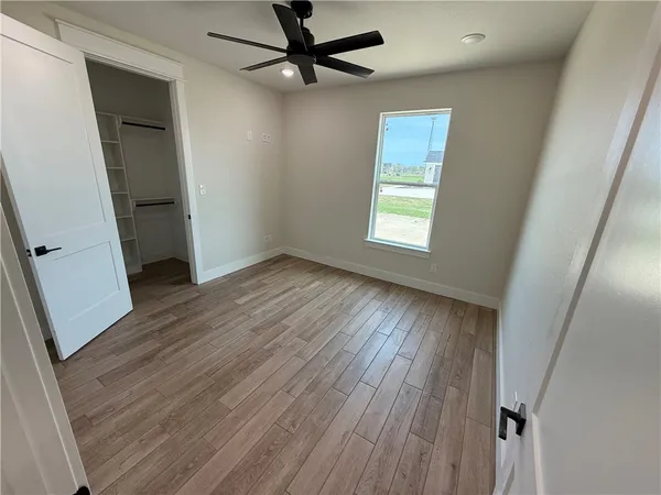 $760,000 | 7822 Mathis Crk Drive, Bryan, TX 77808