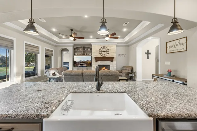 $699,000 | 726 Stallion Circle, Angleton, TX 77515