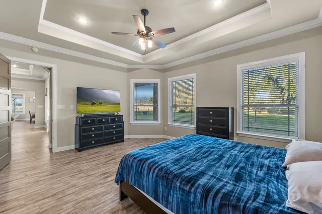 $699,000 | 726 Stallion Circle, Angleton, TX 77515