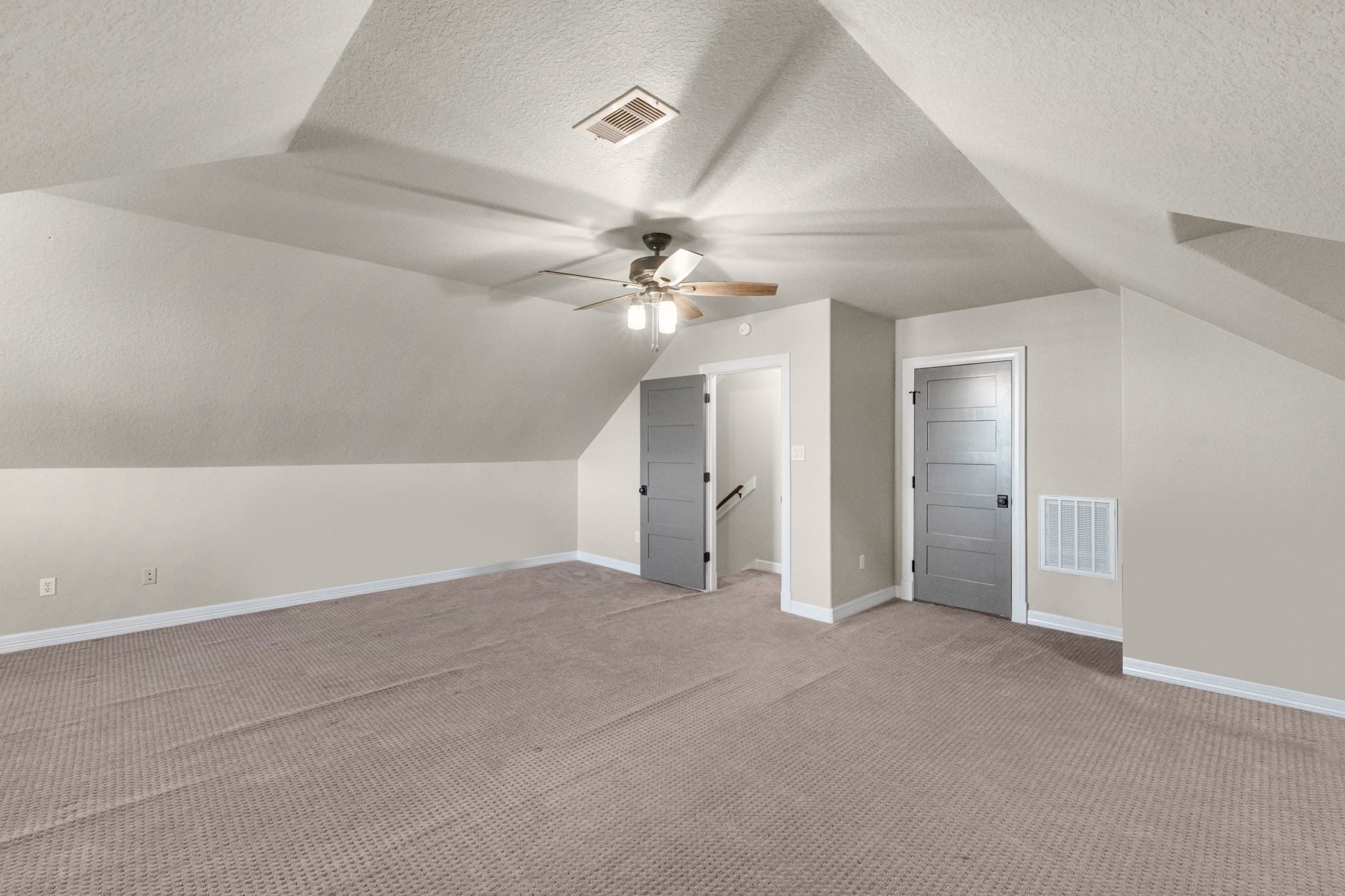 726 Stallion Circle Angleton, TX 77515 - Photo 37 of 50