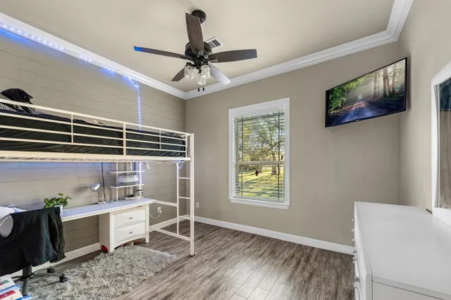 $699,000 | 726 Stallion Circle, Angleton, TX 77515