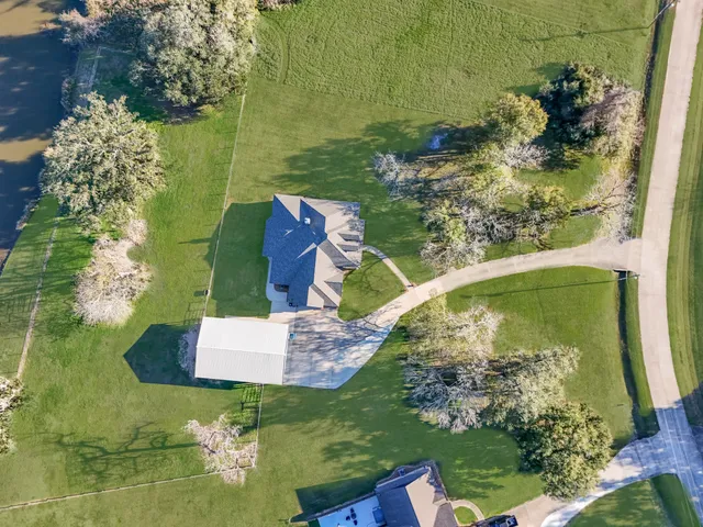 $699,000 | 726 Stallion Circle, Angleton, TX 77515