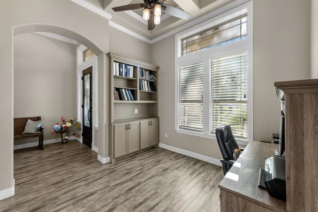 $699,000 | 726 Stallion Circle, Angleton, TX 77515