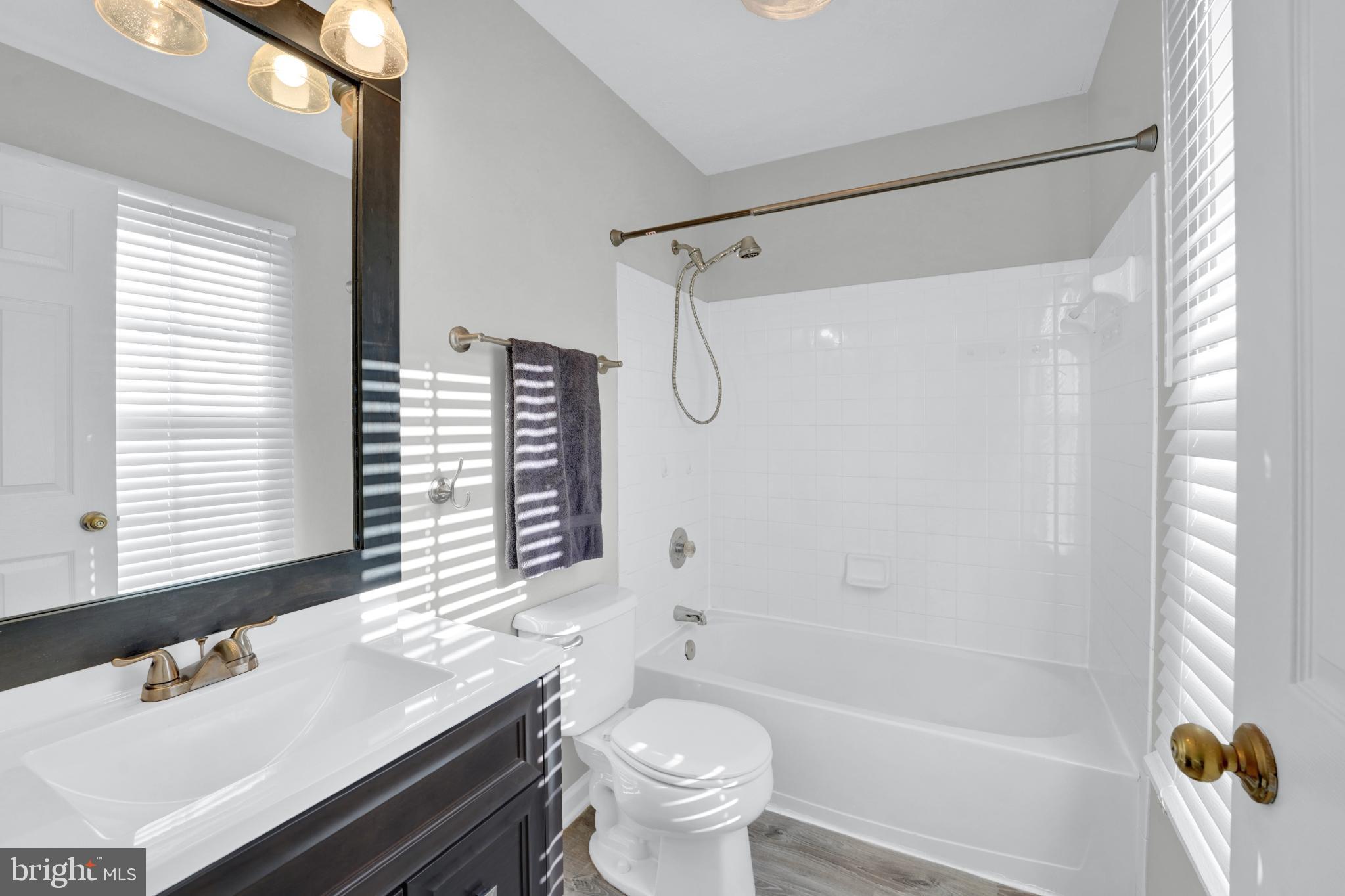 265 Cherry Tree Square Forest Hill, MD 21050 - Photo 16 of 29 Primary bath.