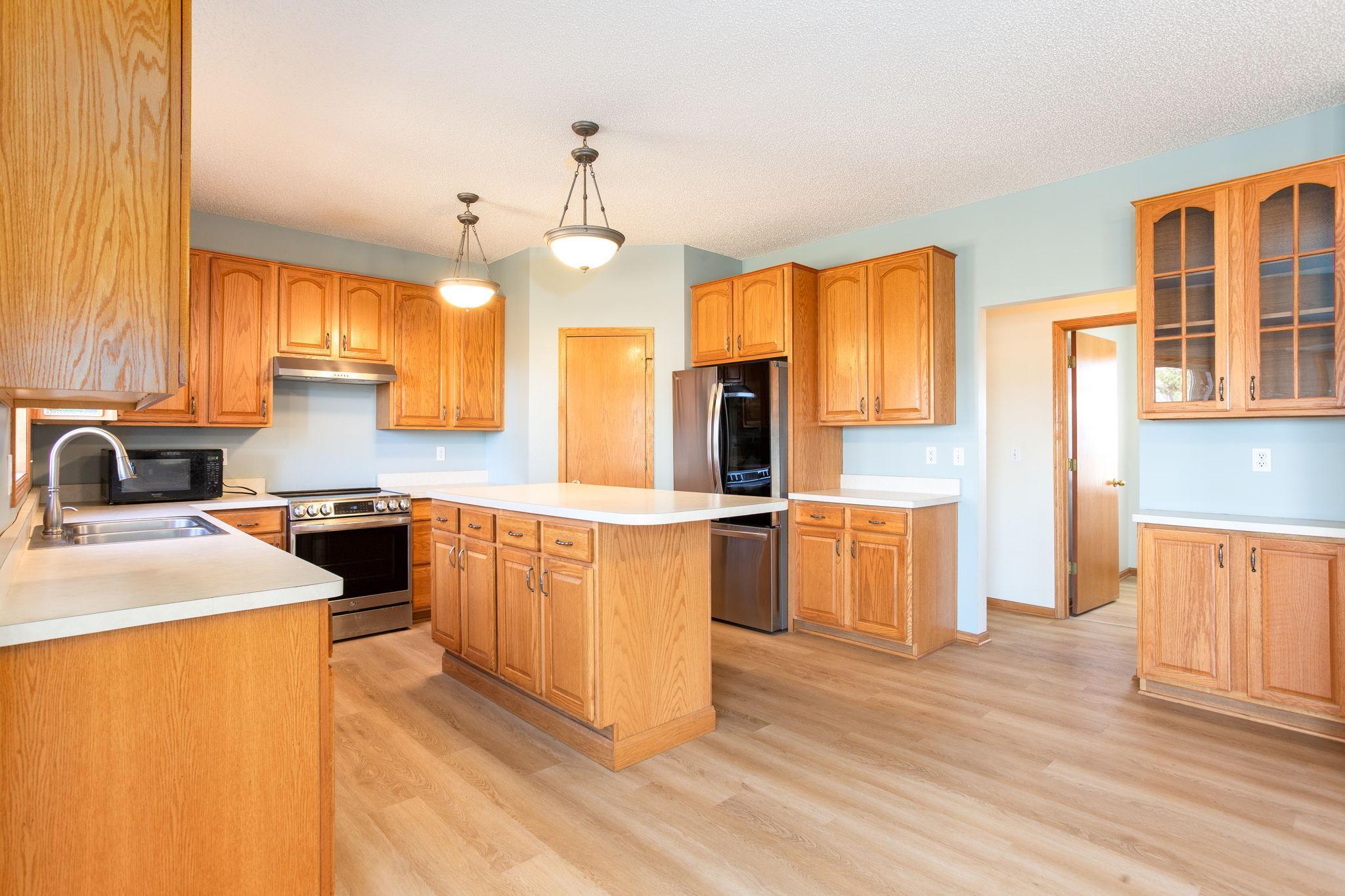 1612 County Road J Hammond, WI 54015 - Photo 11 of 64