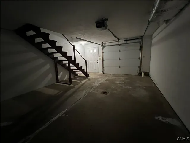 $1,600 | 29 Hillside Avenue, Oswego, NY 13126