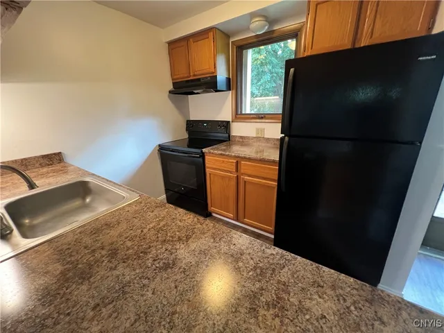 $1,600 | 29 Hillside Avenue, Oswego, NY 13126