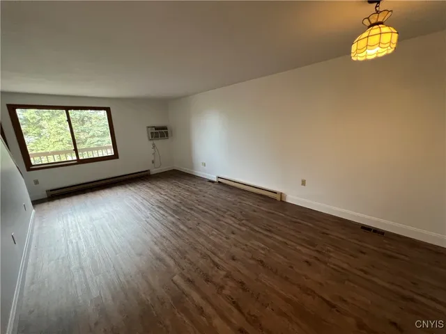 $1,600 | 29 Hillside Avenue, Oswego, NY 13126