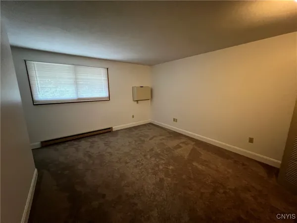 $1,600 | 51 Hillside Avenue, Oswego, NY 13126